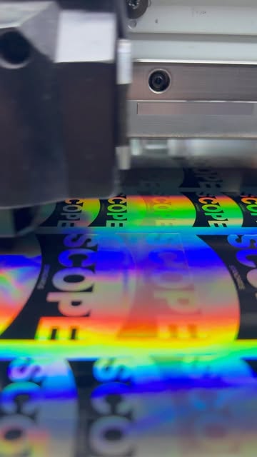 Holographic stickers on the cutting plotter